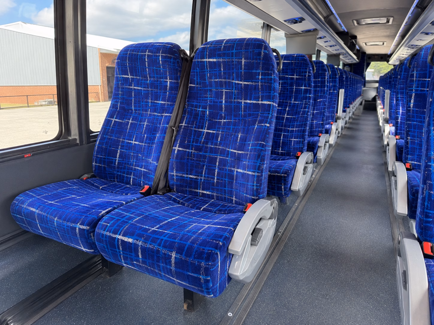 how the type of bus changes the price in kettering ohio